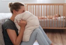 Nesrećan brak više pogađa majke nego očeve: “Njegova hladnoća je pretvara u njenu najgoru verziju” Nesrećan brak više pogađa majke nego očeve: “Njegova hladnoća je pretvara u njenu najgoru verziju”