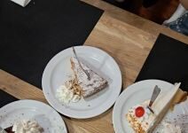 Olivera je za 7.300 dinara avionom otišla u Španiju i provela se bogovski: Hrana je budzašto, a ovo svaki Srbin mora da čuje Olivera je za 7.300 dinara avionom otišla u Španiju i provela se bogovski: Hrana je budzašto, a ovo svaki Srbin mora da čuje