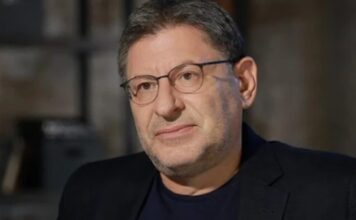 OVA ŽENSKA OSOBINA privlači muškarce kao magnet: Psiholog Labkovski tvrdi da NI GODINE NI IZGLED nemaju presudnu ulogu OVA ŽENSKA OSOBINA privlači muškarce kao magnet: Psiholog Labkovski tvrdi da NI GODINE NI IZGLED nemaju presudnu ulogu