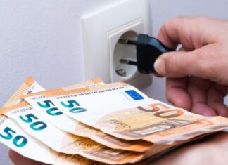 Ovaj aparat vam bukvalno jede struju, a RAČUN JE DRASTIČNO VEĆI: Iznenadićete se kad saznate o čemu je reč Ovaj aparat vam bukvalno jede struju, a RAČUN JE DRASTIČNO VEĆI: Iznenadićete se kad saznate o čemu je reč