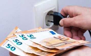 Ovaj aparat vam bukvalno jede struju, a RAČUN JE DRASTIČNO VEĆI: Iznenadićete se kad saznate o čemu je reč Ovaj aparat vam bukvalno jede struju, a RAČUN JE DRASTIČNO VEĆI: Iznenadićete se kad saznate o čemu je reč