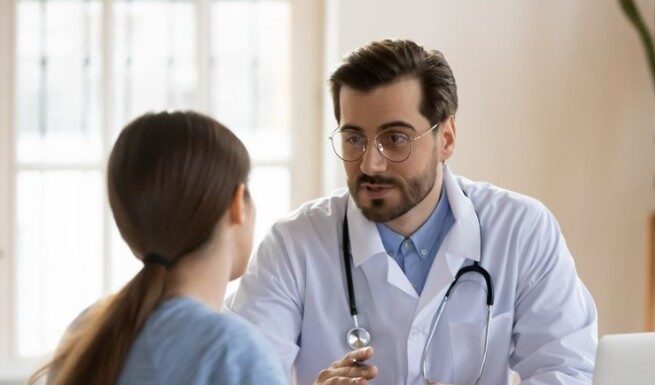 Ove 3 bolesti se najčešće nasleđuju od roditelja: Jednu svi mešaju sa odlikom puberteta Ove 3 bolesti se najčešće nasleđuju od roditelja: Jednu svi mešaju sa odlikom puberteta