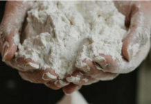 Pet znakova da je brašno pokvareno: Ako primijetite ovo, bolje ga bacite Pet znakova da je brašno pokvareno: Ako primijetite ovo, bolje ga bacite