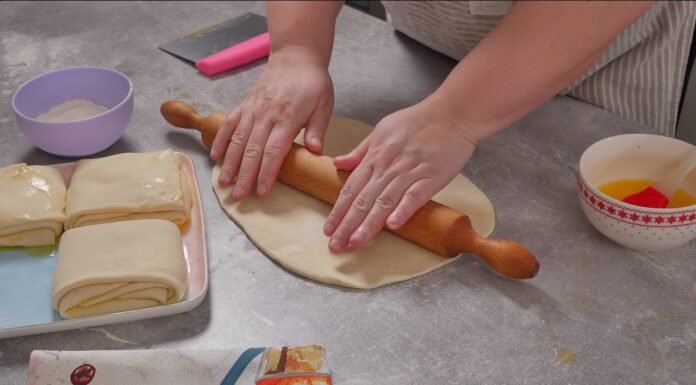 Pita sa sirom bez klasičnog razvlačenja kora Pita sa sirom bez klasičnog razvlačenja kora