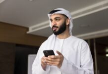 Pitala sam Arapina da li misli o osećanjima svoje žene kad dovede drugu u kuću: Njegov odgovor me iznenadio Pitala sam Arapina da li misli o osećanjima svoje žene kad dovede drugu u kuću: Njegov odgovor me iznenadio