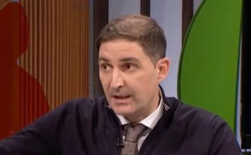 “Pojedite ovu namirnicu za doručak i očistićete creva i ceo organizam, držite se pravila dve kašike”: Tvrdi doktor Dejan Čubrilo "Pojedite ovu namirnicu za doručak i očistićete creva i ceo organizam, držite se pravila dve kašike": Tvrdi doktor Dejan Čubrilo