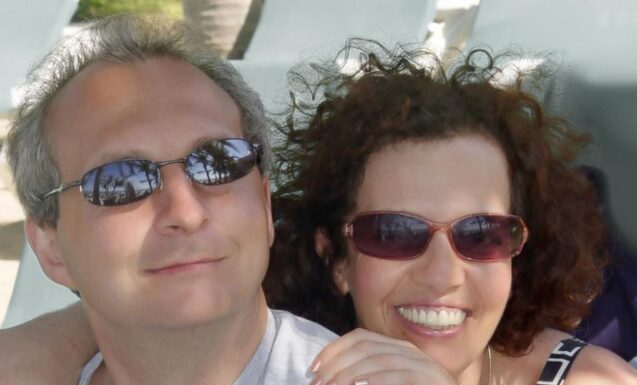 Posle razvoda utehu sam našla u 11 godina starijem Siniši, kleo se u našu ljubav, bila sam najsrećnija: A onda mi se javio jedna dečko na Fejsu i slomio mi srce Posle razvoda utehu sam našla u 11 godina starijem Siniši, kleo se u našu ljubav, bila sam najsrećnija: A onda mi se javio jedna dečko na Fejsu i slomio mi srce