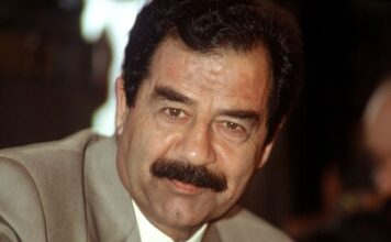 Poslednje reči Sadama Huseina pre pogubljenja bile su užasavajuće: Pred smrt jeo skromni obrok, a u rukama je imao ovo kad su ga izveli Poslednje reči Sadama Huseina pre pogubljenja bile su užasavajuće: Pred smrt jeo skromni obrok, a u rukama je imao ovo kad su ga izveli