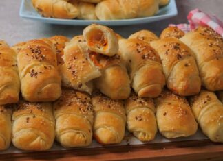 Posne kiflice: Punjene sočnim filom i mekane kao pamuk Posne kiflice: Punjene sočnim filom i mekane kao pamuk