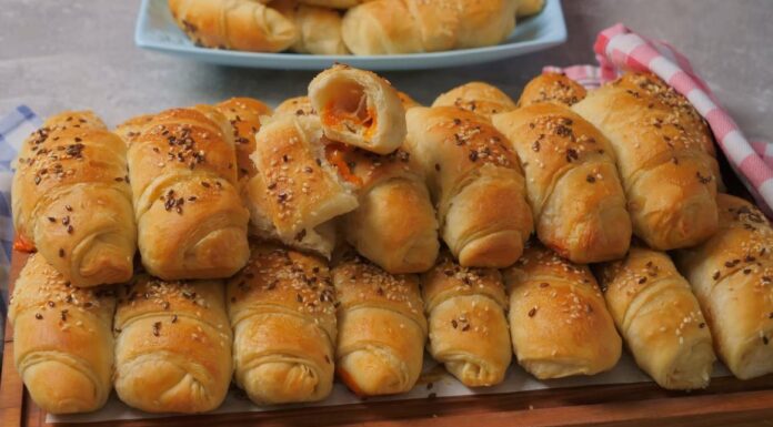 Posne kiflice: Punjene sočnim filom i mekane kao pamuk Posne kiflice: Punjene sočnim filom i mekane kao pamuk