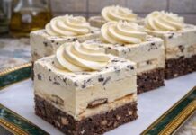 POSNI KOLAČ KOJI SE TOPI U USTIMA – kremaste Jafa kocke za čistu desetku! POSNI KOLAČ KOJI SE TOPI U USTIMA – kremaste Jafa kocke za čistu desetku!