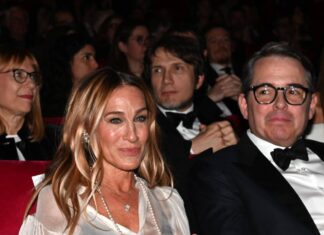 Sara je odrasla s 7 braća i sestara u teškoj bedi: Na venčanju nije nosila belo jer je bilo stid, a onda je muž varao s kim je stigao – danas živi bajku Sara je odrasla s 7 braća i sestara u teškoj bedi: Na venčanju nije nosila belo jer je bilo stid, a onda je muž varao s kim je stigao - danas živi bajku