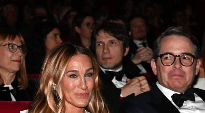 Sara je odrasla s 7 braća i sestara u teškoj bedi: Na venčanju nije nosila belo jer je bilo stid, a onda je muž varao s kim je stigao – danas živi bajku Sara je odrasla s 7 braća i sestara u teškoj bedi: Na venčanju nije nosila belo jer je bilo stid, a onda je muž varao s kim je stigao - danas živi bajku