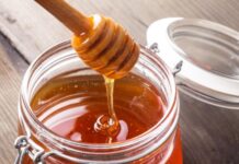 Šta se dešava ako jedete med svaki dan: 6 velikih promena u telu Šta se dešava ako jedete med svaki dan: 6 velikih promena u telu