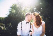 Sutra su Mladenci praznik posvećen mladim bračnim parovima: Ovo je prva stvar koja ujutru treba da se uradi čim oči otvorite Sutra su Mladenci praznik posvećen mladim bračnim parovima: Ovo je prva stvar koja ujutru treba da se uradi čim oči otvorite