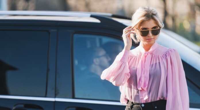 Svaka žena od stila treba da zna za ovu kombinaciju koja pravi savršenu figuru: Prolećni hit Svaka žena od stila treba da zna za ovu kombinaciju koja pravi savršenu figuru: Prolećni hit