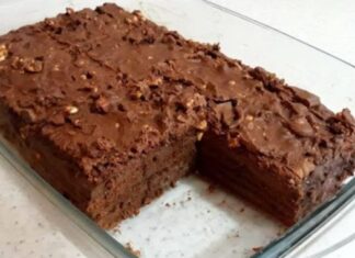 Svi će misliti da ste vrhunska domaćica: Čoko keks torta gotova za 15 minuta! Svi će misliti da ste vrhunska domaćica: Čoko keks torta gotova za 15 minuta!