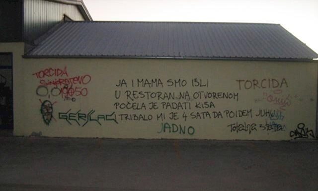 Svi pričaju da ih dugo nešto nije nasmijalo kao ovaj grafit iz Sinja Svi pričaju da ih dugo nešto nije nasmijalo kao ovaj grafit iz Sinja