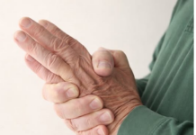 Trnjenje ruku i prstiju: Evo zašto se to javlja i kako se liječi Trnjenje ruku i prstiju: Evo zašto se to javlja i kako se liječi