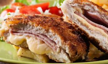 Turci imaju najbolji recept za punjene šnicle: Sočnije i ukusnije ne mogu biti, a tajna je u jednostavnom triku Turci imaju najbolji recept za punjene šnicle: Sočnije i ukusnije ne mogu biti, a tajna je u jednostavnom triku