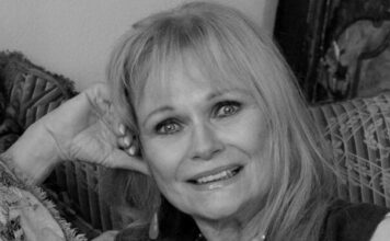 Tužan kraj poznate glumice, skuplja se novac za sahranu Tužan kraj poznate glumice, skuplja se novac za sahranu