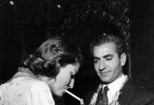 Vladaru Irana prvi brak bio ugovoren, drugu ženu ostavio jer nije mogla da rodi: Ostao je sa onom koja je prihvatila njegova prljava pravila igre Vladaru Irana prvi brak bio ugovoren, drugu ženu ostavio jer nije mogla da rodi: Ostao je sa onom koja je prihvatila njegova prljava pravila igre