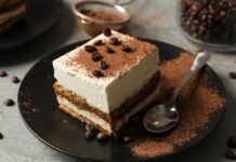 Zasladite svoja čula izvrsnom Tiramisu tortom Zasladite svoja čula izvrsnom Tiramisu tortom