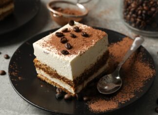 Zasladite svoja čula izvrsnom Tiramisu tortom Zasladite svoja čula izvrsnom Tiramisu tortom