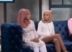 Zehra i Zejna su imale 14 kad su ih je otac nasilnu udali za 40-godišnje muslimane: Ako odbinu polni čin, dobiju batine Zehra i Zejna su imale 14 kad su ih je otac nasilnu udali za 40-godišnje muslimane: Ako odbinu polni čin, dobiju batine