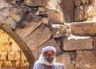 3 stvari koje ne treba govoriti drugima o sebi: O ovome se ćuti čak i najbližim ljudima 3 stvari koje ne treba govoriti drugima o sebi: O ovome se ćuti čak i najbližim ljudima