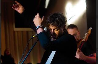 35 razloga da ove subote provedete veče koje ćete još 35 godina pamtiti! 35 razloga da ove subote provedete veče koje ćete još 35 godina pamtiti!