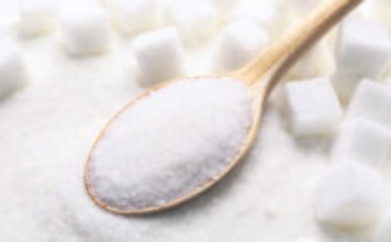 4 namirnice koje ne biste smeli da jedete pred spavanje: Dermatolozi upozoravaju da munjevito ubrzavaju starenje kože 4 namirnice koje ne biste smeli da jedete pred spavanje: Dermatolozi upozoravaju da munjevito ubrzavaju starenje kože