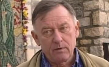 Bio je u braku sa prelepom glumicom pa je zamenio ženom koju je prosio 3 puta: Mesecima pre smrti nije izlazio iz kuće, govorio je “Umoran sam kao pseto” Bio je u braku sa prelepom glumicom pa je zamenio ženom koju je prosio 3 puta: Mesecima pre smrti nije izlazio iz kuće, govorio je "Umoran sam kao pseto"