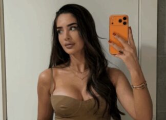 Blista nakon što se pomirila sa Gastozom: Anđela Đuričić u izazovnom dekolteu Blista nakon što se pomirila sa Gastozom: Anđela Đuričić u izazovnom dekolteu