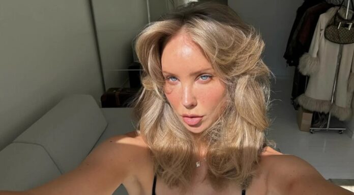 Blowout trik sa TikToka: Lepak za trepavice kao tajno oružje za savršene pramenove Blowout trik sa TikToka: Lepak za trepavice kao tajno oružje za savršene pramenove