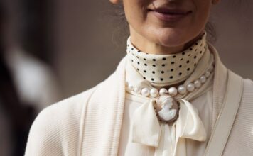 Cameo nakit se vraća: vintage romantika koja osvaja 2026. Cameo nakit se vraća: vintage romantika koja osvaja 2026.