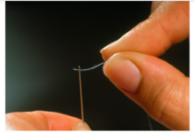 Četiri MILIONA ljudi ZAPREPASTIO je snimak koji pokazuje da cijeli život POGREŠNO uvlače konac u iglu! A možemo to da uradimo za SEKUND i to SMIJEŠNO lako Četiri MILIONA ljudi ZAPREPASTIO je snimak koji pokazuje da cijeli život POGREŠNO uvlače konac u iglu! A možemo to da uradimo za SEKUND i to SMIJEŠNO lako