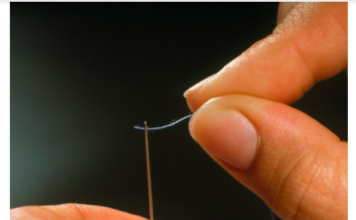 Četiri MILIONA ljudi ZAPREPASTIO je snimak koji pokazuje da cijeli život POGREŠNO uvlače konac u iglu! A možemo to da uradimo za SEKUND i to SMIJEŠNO lako Četiri MILIONA ljudi ZAPREPASTIO je snimak koji pokazuje da cijeli život POGREŠNO uvlače konac u iglu! A možemo to da uradimo za SEKUND i to SMIJEŠNO lako