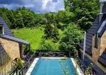 Čuveni fudbaler živeo burno pa napustio Beograd i napravio kuću na Kopaoniku: Nema lepše, svaki detalj je bajkovit Čuveni fudbaler živeo burno pa napustio Beograd i napravio kuću na Kopaoniku: Nema lepše, svaki detalj je bajkovit