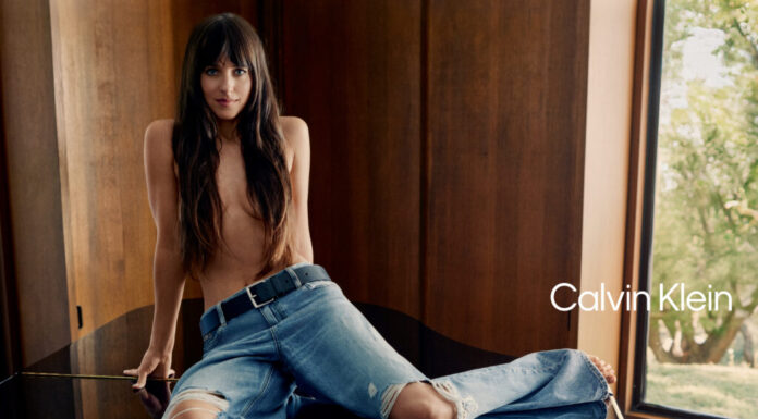 Dakota Johnson u novoj Calvin Klein kampanji za proleće 2026: minimalistička senzualnost i povratak 90-ih Dakota Johnson u novoj Calvin Klein kampanji za proleće 2026: minimalistička senzualnost i povratak 90-ih