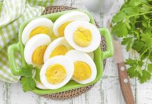 Dijeta sa kuvanim jajima za dve nedelje skida od 5 do 10 kilograma: Nećete gladovati, a dovešćete liniju u red taman pred leto Dijeta sa kuvanim jajima za dve nedelje skida od 5 do 10 kilograma: Nećete gladovati, a dovešćete liniju u red taman pred leto