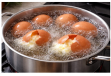 Evo zašto vam USKRŠNJA JAJA PUCAJU prilikom kuvanja: Greške koje svi prave i TRIKOVI kako da to izbegnete Evo zašto vam USKRŠNJA JAJA PUCAJU prilikom kuvanja: Greške koje svi prave i TRIKOVI kako da to izbegnete