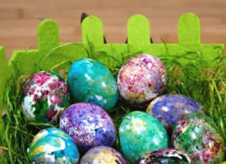 Farbanje jaja folijom je NAJJEDNOSTAVNIJA TEHNIKA: Izgledaju kao umjetnička djela Farbanje jaja folijom je NAJJEDNOSTAVNIJA TEHNIKA: Izgledaju kao umjetnička djela