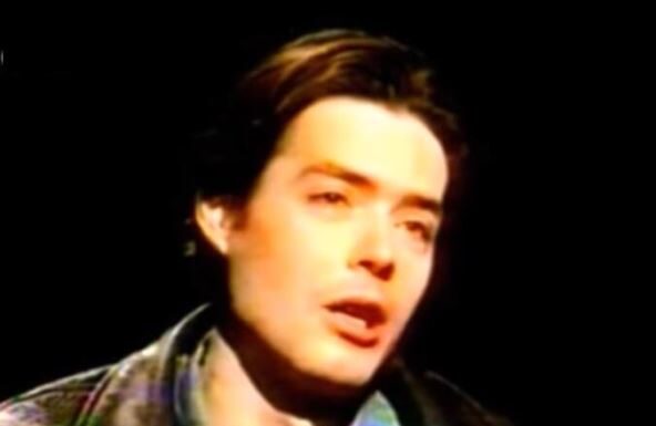 Igor je bio najbolji frajer u Srbiji, sa 13 godina počeo da se drogira, a spasila ga je ona: Godinama živeo na selu, a onda šok Igor je bio najbolji frajer u Srbiji, sa 13 godina počeo da se drogira, a spasila ga je ona: Godinama živeo na selu, a onda šok