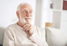 Imam 68 godina, napustio sam ženu i shvatio zašto nikad više ne bih oženio mlađu: Evo gde greše Imam 68 godina, napustio sam ženu i shvatio zašto nikad više ne bih oženio mlađu: Evo gde greše