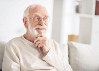 Imam 68 godina, napustio sam ženu i shvatio zašto nikad više ne bih oženio mlađu: Evo gde greše Imam 68 godina, napustio sam ženu i shvatio zašto nikad više ne bih oženio mlađu: Evo gde greše