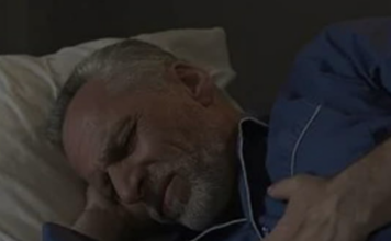 Jedna greška prije spavanja i srce bi vam moglo otkazati: liječnik upozorava sve starije od 50 godina Jedna greška prije spavanja i srce bi vam moglo otkazati: liječnik upozorava sve starije od 50 godina