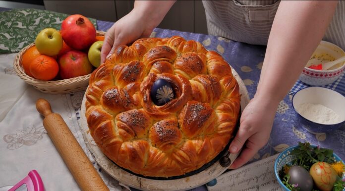 Jednostavna Uskršnja pogača Jednostavna Uskršnja pogača