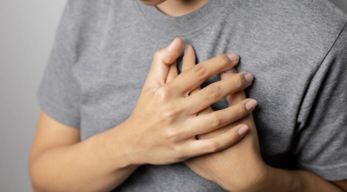 Jutarnja navika koja može povećati rizik od srčanog udara Jutarnja navika koja može povećati rizik od srčanog udara