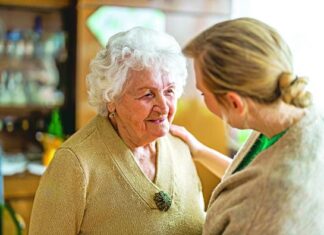 Kad sam čula šta moja deca pričaju za stolom na Vaksrs, odlučila sam im više ne dam ni dinara: Nadali su se ogromnom nasledstvu, frapirala sam ih potezom Kad sam čula šta moja deca pričaju za stolom na Vaksrs, odlučila sam im više ne dam ni dinara: Nadali su se ogromnom nasledstvu, frapirala sam ih potezom